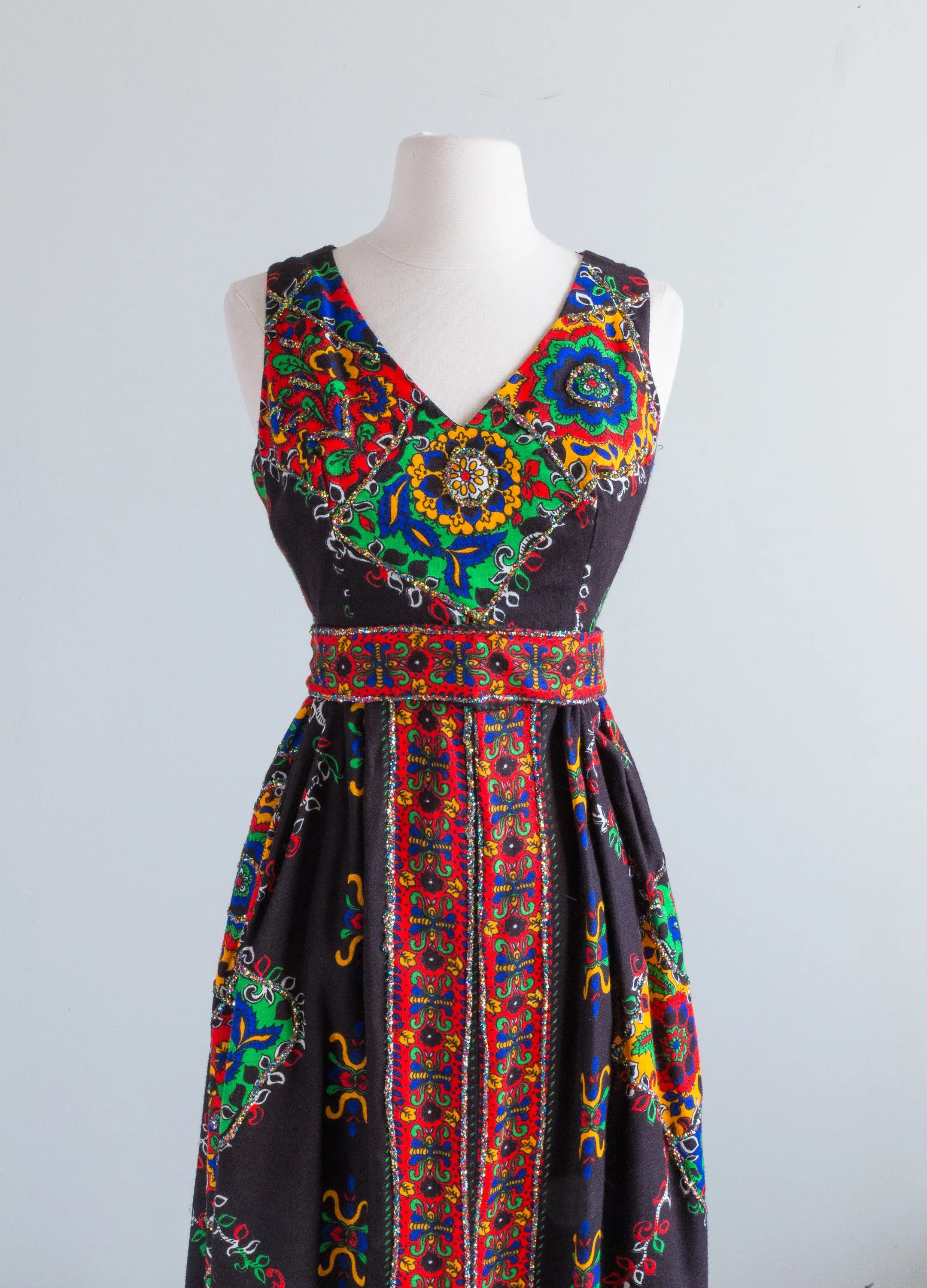 1960's Bohemian Holiday Maxi Dress / Small