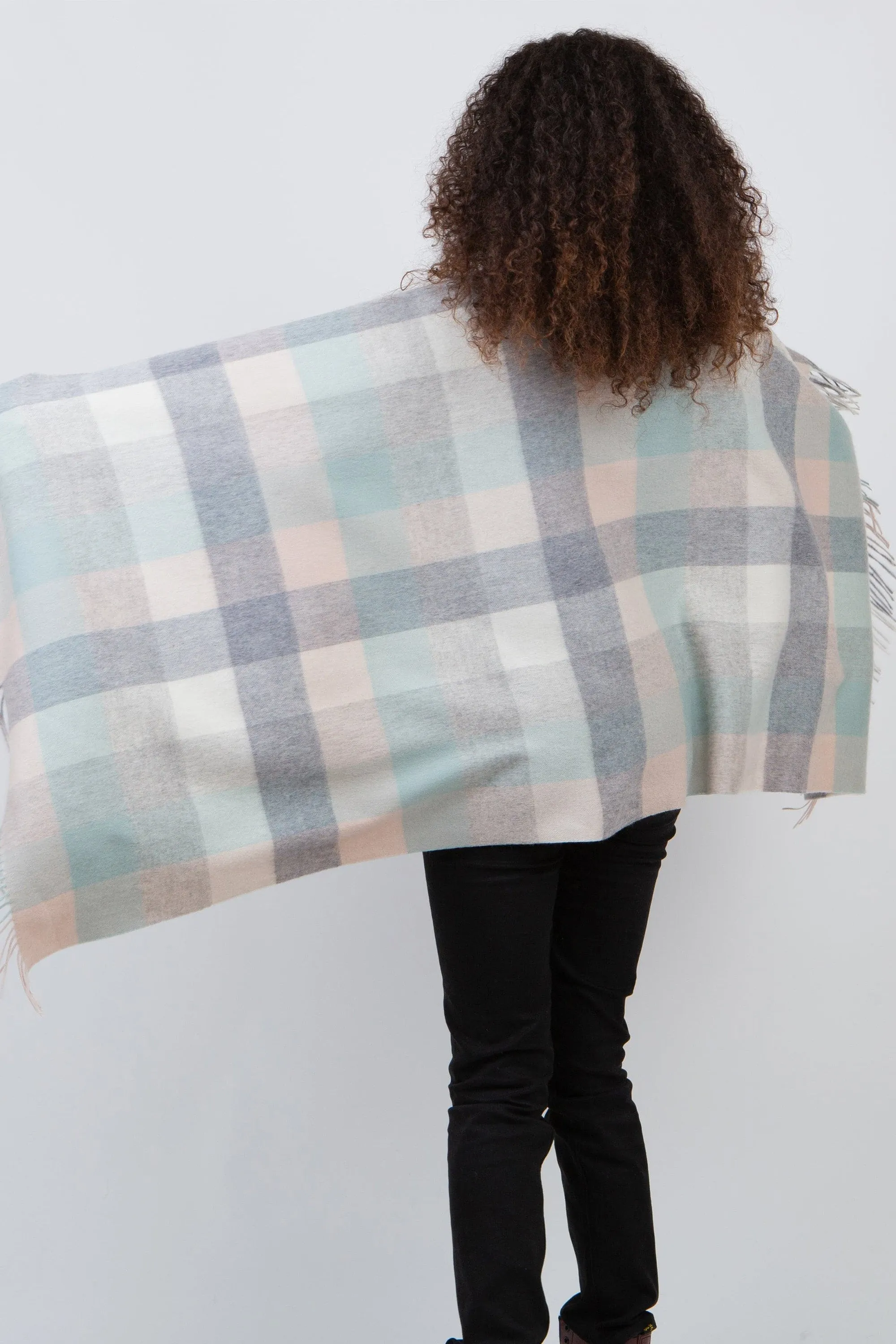 5 Square Check Lambswool Stole - Brume