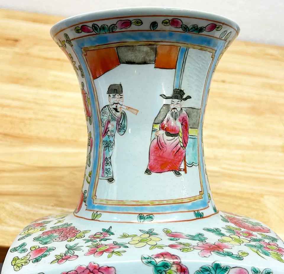 Amazing 80s extra large chinoiserie vintage vase.