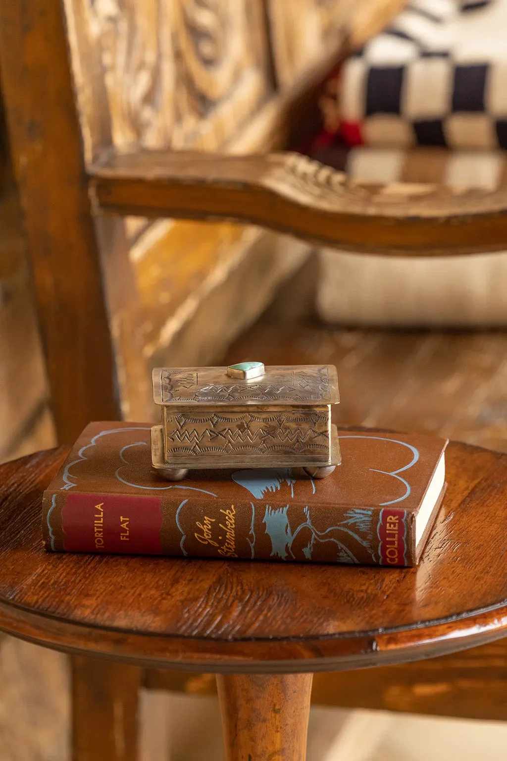 SMALL STAMPED BOX WITH TURQUOISE