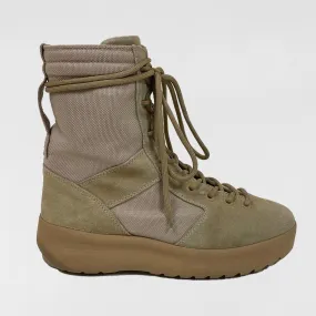 YZY SZN 3 Military Boots In Rock